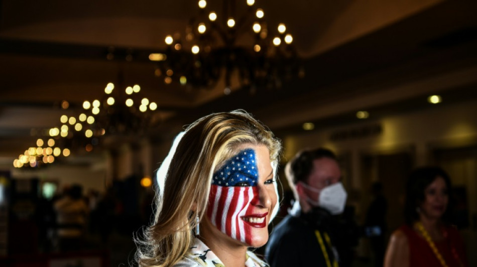 Trump se da un ba&ntilde;o de masas en el congreso anual de los conservadores de EEUU
