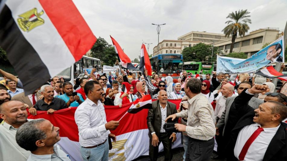 Presidente do Egito anuncia que buscar&aacute; terceiro mandato