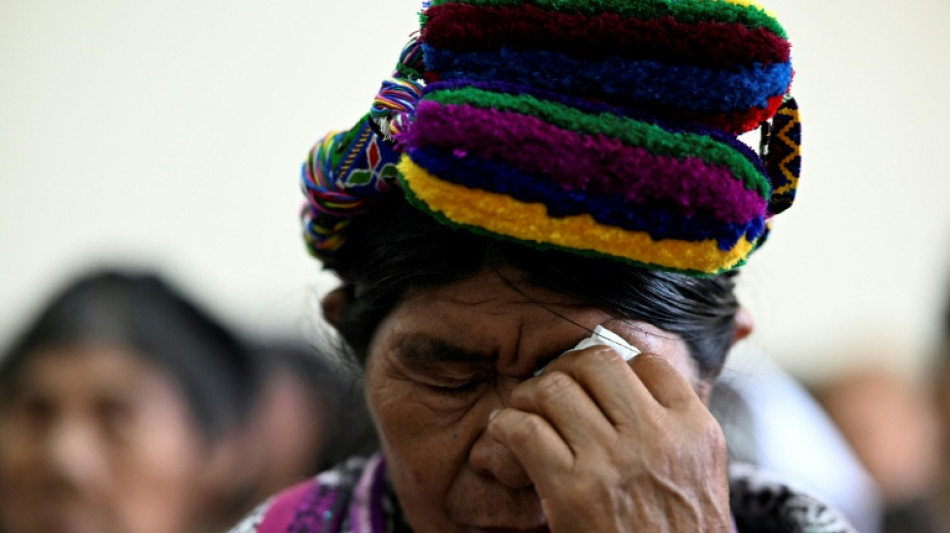 Condenan a tres exparamilitares por violaciones a mujeres ind&iacute;genas en Guatemala