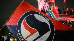 Bretagne: 1.700 personnes d&eacute;filent &agrave; Lorient contre l'extr&ecirc;me droite, des d&eacute;gradations