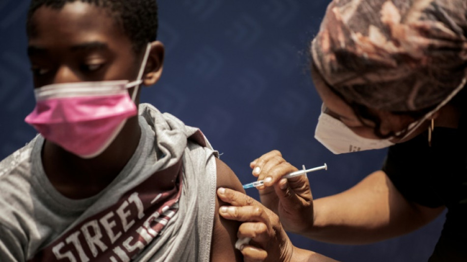 Covid : pour l'OMS, la "phase a&iuml;gue" devrait prendre fin avec 70% de vaccin&eacute;s 