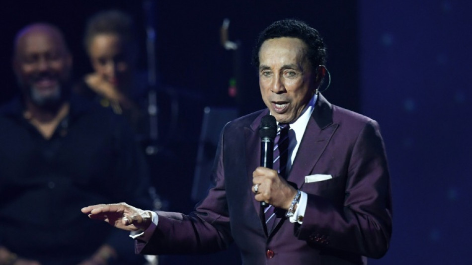 Enqu&ecirc;te ouverte contre le chanteur soul Smokey Robinson, accus&eacute; de viols et d'agressions sexuelles