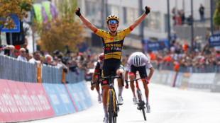 Tour d'Italie: Bouwman gagne une &eacute;tape de baroudeurs