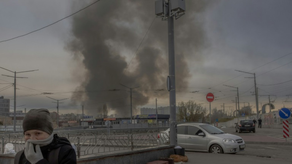 Missile strike on Kyiv kills one amid 'massive' attack