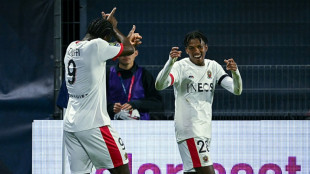 Nice vence Clermont fora de casa (1-0) e &eacute; l&iacute;der provis&oacute;rio do Franc&ecirc;s