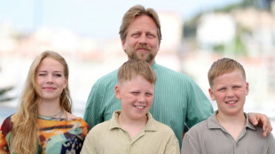 Premios caninos en Cannes para un pastor islandés y perros en la película española "Sirat"