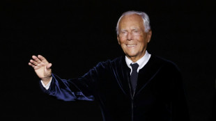 Lend&aacute;rio estilista italiano Giorgio Armani morre aos 91 anos