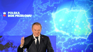 Tusk k&uuml;ndigt zus&auml;tzliche Investitionen in Polens Sicherheit an