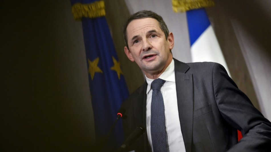 L'ancien secr&eacute;taire d'Etat Thierry Mandon sera jug&eacute; en juin pour "escroquerie"