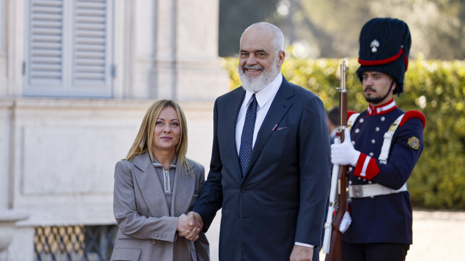 Meloni, tanti frenano il Protocollo con Albania, ma va avanti