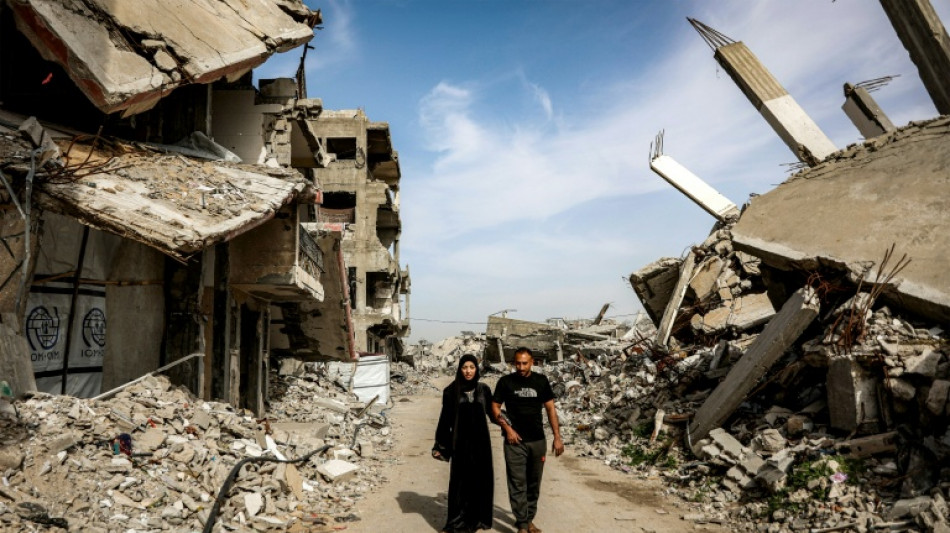 Cerca de 180 palestinos sa&iacute;ram de Gaza ap&oacute;s reabertura da passagem de Rafah