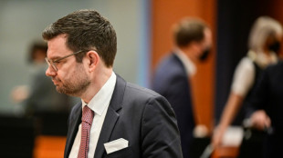 Regierung will Hinweisgeber in Firmen und Verwaltungen besser sch&uuml;tzen 