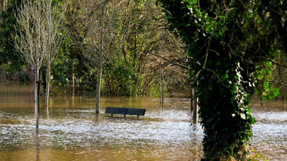 Crues: l'Ille-et-Vilaine toujours en vigilance rouge, pas de d&eacute;crue en vue