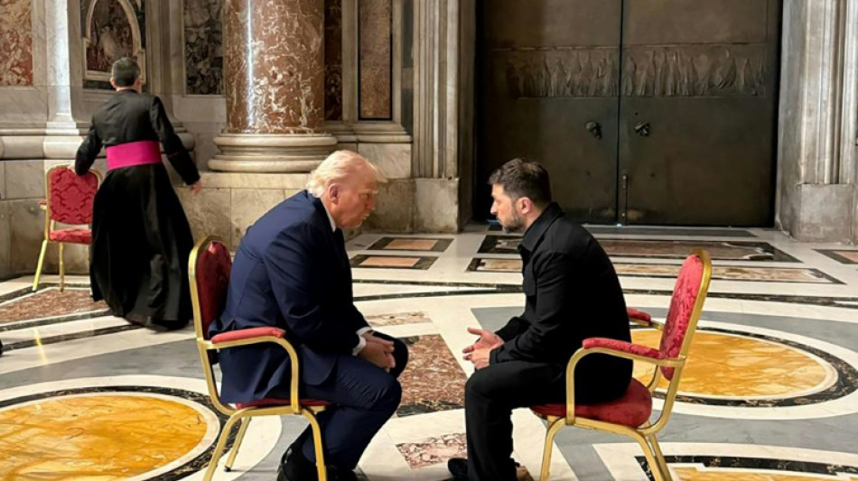 Trump duvida da vontade de Putin de acabar com guerra na Ucrânia após encontro com Zelensky no Vaticano