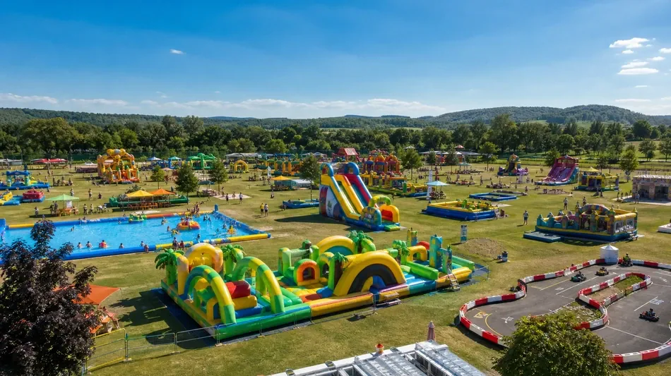 Mobiler Freizeitpark Happy Fun World &ouml;ffnet in Ettlingen