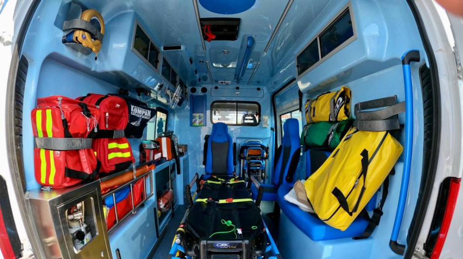 Precipita nel vano ascensore in una clinica a Roma, &egrave; grave