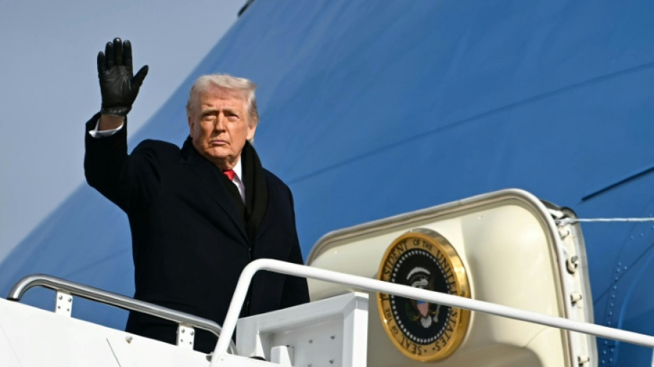 Groenland: Trump menace de droits de douanes les pays qui ne soutiennent pas son plan