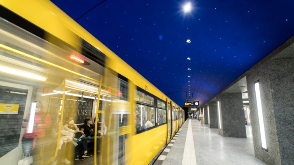 Bundestag macht Weg f&uuml;r Neun-Euro-Ticket f&uuml;r den Nahverkehr frei