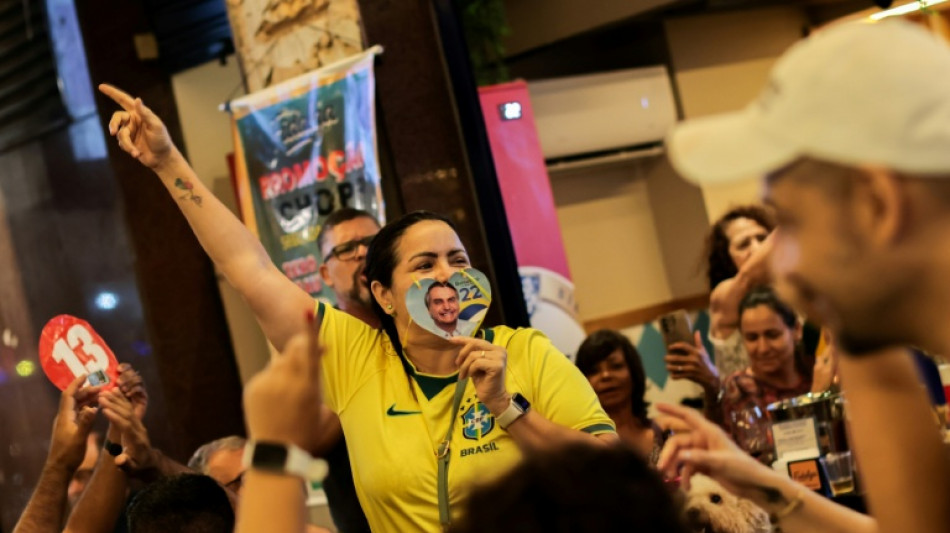 Pr&auml;sidentenstichwahl in Brasilien zwischen rechtem Bolsonaro und linkem Lula 