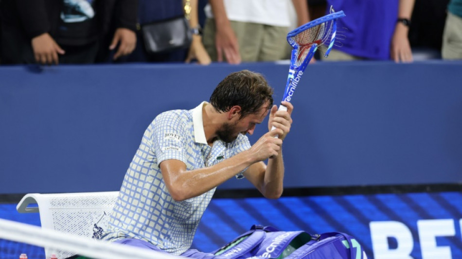 US Open chaos as Bonzi ousts raging Medvedev