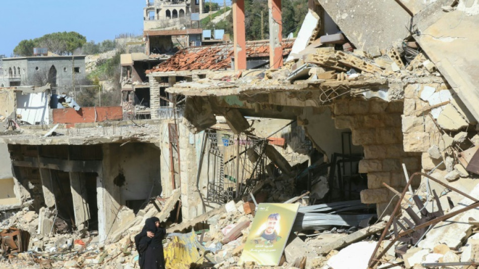 Un paisaje de ruinas en el sur de L&iacute;bano tras la retirada de los soldados israel&iacute;es
