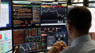 Borsa: Milano in calo con l'Europa, tonfo per Diasorin