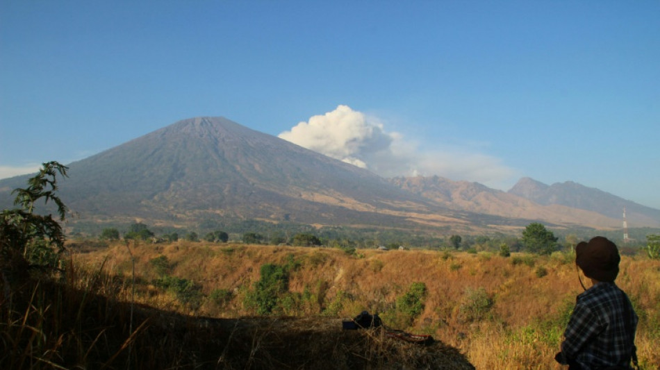 Turista brasileira &eacute; encontrada morta ap&oacute;s sofrer queda em vulc&atilde;o na Indon&eacute;sia