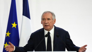Bayrou abat la carte du vote de confiance, le gouvernement suspendu &agrave; un fil