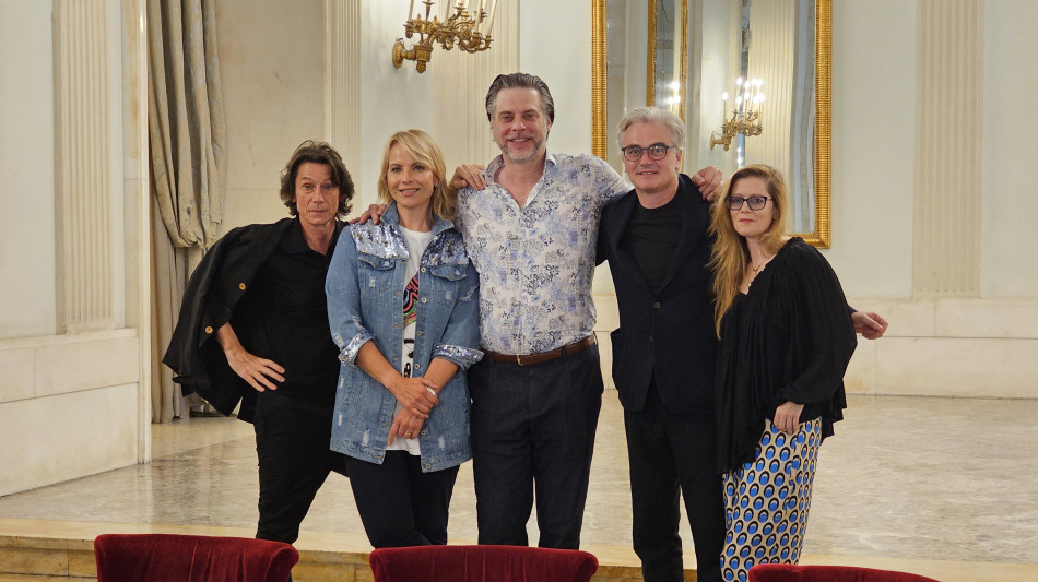 San Carlo, Warlikowski debutta con Barbabl&ugrave; e La voce umana