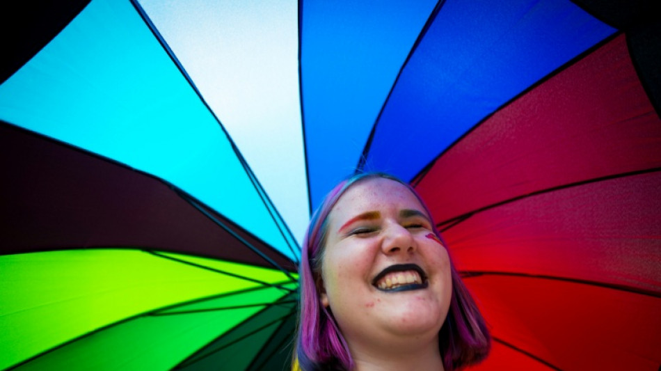 Slovaquie: Robert Fico cible les LGBT+ dans la Constitution et d&eacute;fie l'UE