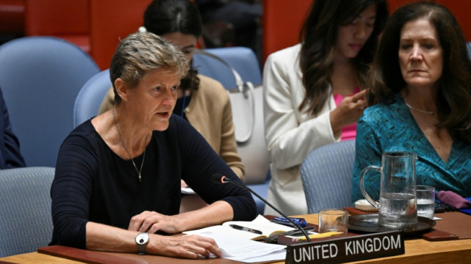 La oferta europea de posponer las sanciones a Ir&aacute;n "sigue sobre la mesa"