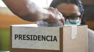 Costa Rica: cl&ocirc;ture du scrutin pr&eacute;sidentiel pour un second tour &agrave; suspense