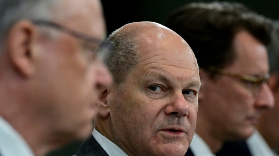 Ergebnisse von Spitzengespr&auml;ch zur Fl&uuml;chtlingspolitik sto&szlig;en auf breite Kritik