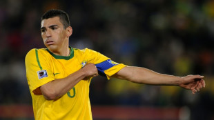 Exfutbolista brasile&ntilde;o Lucio tiene quemaduras en un 18% del cuerpo tras accidente