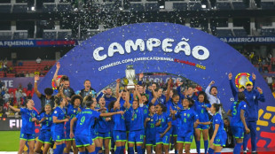 Marta brilha e Brasil vence Col&ocirc;mbia nos p&ecirc;naltis na final da Copa Am&eacute;rica feminina