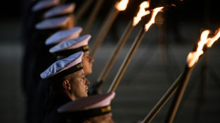 Bundeswehr verabschiedet Bundeskanzler Scholz mit Gro&szlig;em Zapfenstreich