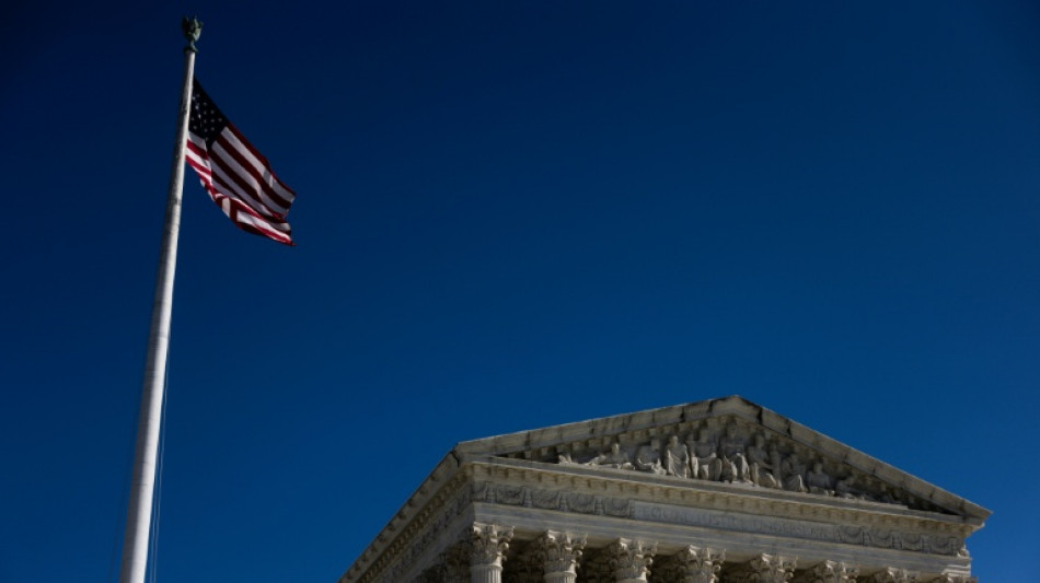 Suprema Corte dos EUA permite que Trump revogue prote&ccedil;&atilde;o legal de mais de 500.000 imigrantes