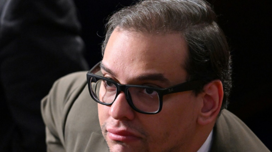 Congressista republicano de origem brasileira &eacute; acusado de 'desacreditar' C&acirc;mara dos EUA