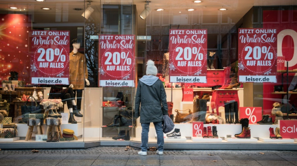 Einzelhandel plant reduzierte Beleuchtung und geschlossene T&uuml;ren
