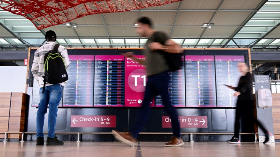 Passagierzahlen an deutschen Flugh&auml;fen haben im April deutlich zugelegt