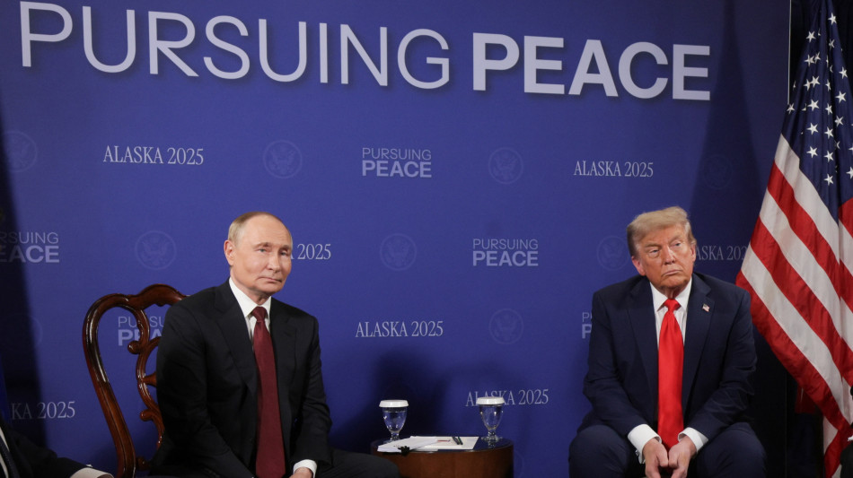 Cremlino, conclusi colloqui in forma ristretta Trump-Putin