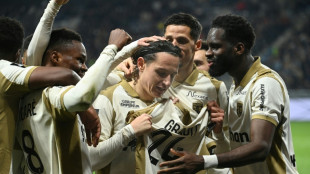 Ligue 1: Lens prend la tête, Nice n'en finit plus de perdre