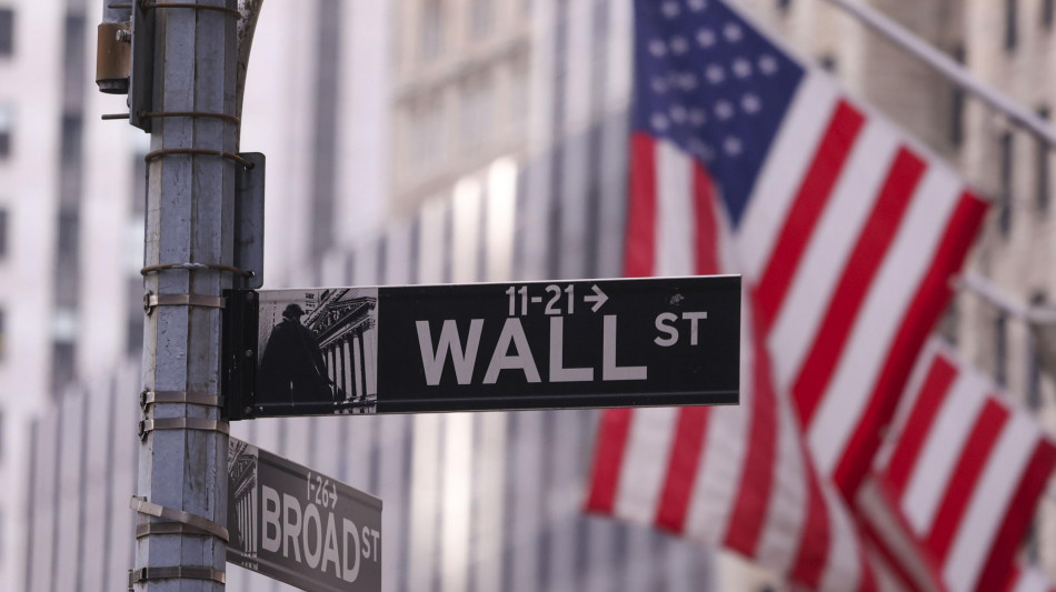 Wall Street apre contrastata, Dj -1,23%, Nasdaq +0,33%