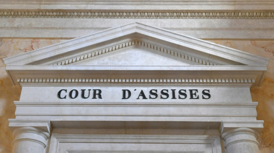 R&eacute;clusion &agrave; perp&eacute;tuit&eacute; et p&eacute;riode de s&ucirc;ret&eacute; de 20 ans requises contre la m&egrave;re d'Amandine, morte affam&eacute;e