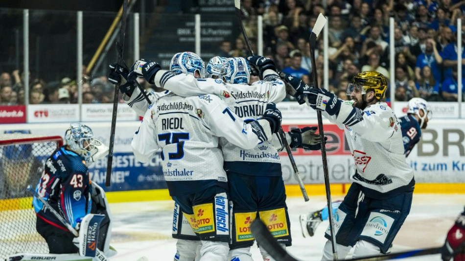 Dresden steigt in die DEL auf - D&uuml;sseldorf muss runter