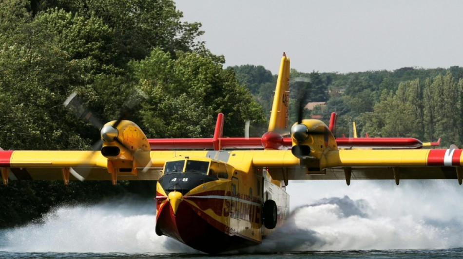 Nouveau d&eacute;part de feu en for&ecirc;t de Fontainebleau, deux autres Canadair en renfort
