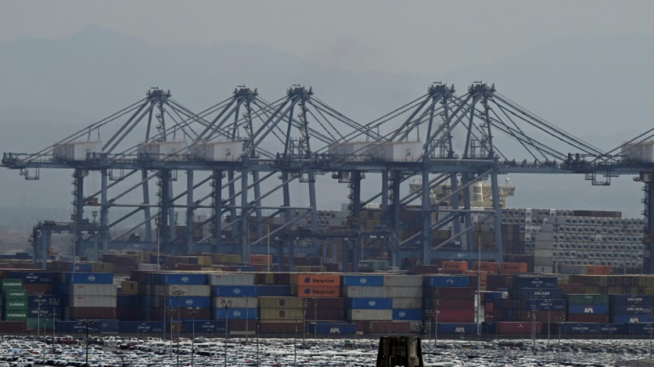 Stocks retreat as US GDP slumps rattles confidence