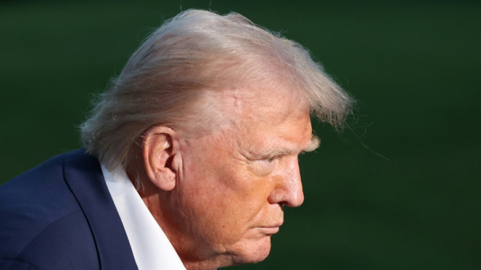 EUA anuncia incentivo de 1.000 dólares para imigrantes que se autodeportarem