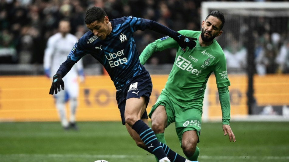 Ligue 1: ind&eacute;modable Saint-Etienne-Marseille, David vise le cap 100