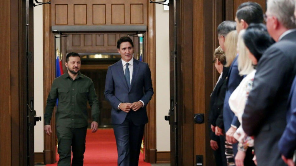 Canad&aacute; apoiar&aacute; a Ucr&acirc;nia 'o tempo que for necess&aacute;rio', diz Trudeau a Zelensky